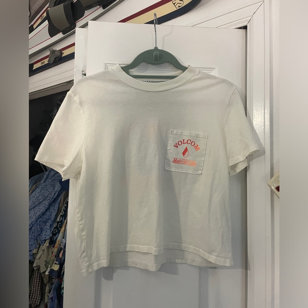 Junior's Volcom Medium White Graphic Logo Crop Top